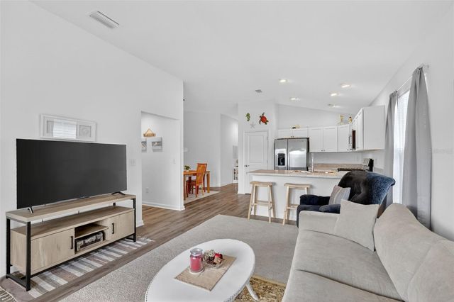 832 CONROE STREET, The Villages, FL 34762