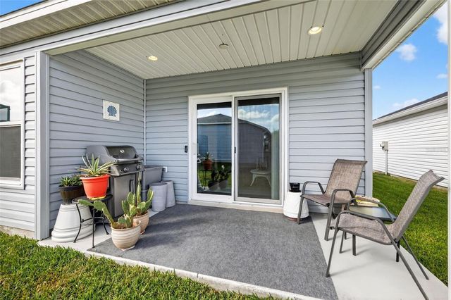 832 CONROE STREET, The Villages, FL 34762