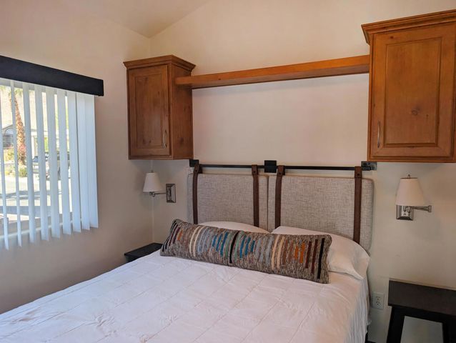 70200 Dillon Road 445, Desert Hot Springs, CA 92241