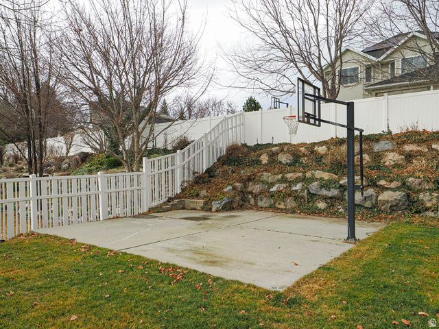 11493 S MARCO POLO LN, South Jordan, UT 84095