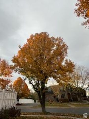 11493 S MARCO POLO LN, South Jordan, UT 84095