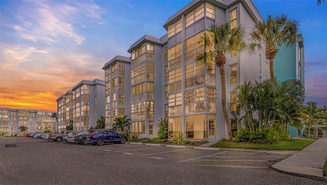 4910 38TH WAY S 111, St Petersburg, FL 33711