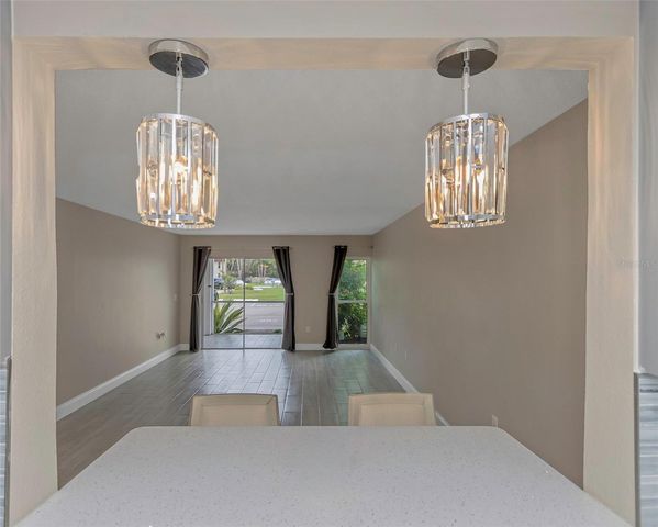 4910 38TH WAY S 111, St Petersburg, FL 33711