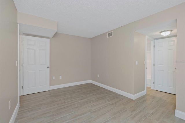 4910 38TH WAY S 111, St Petersburg, FL 33711