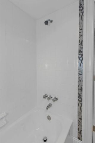 4910 38TH WAY S 111, St Petersburg, FL 33711