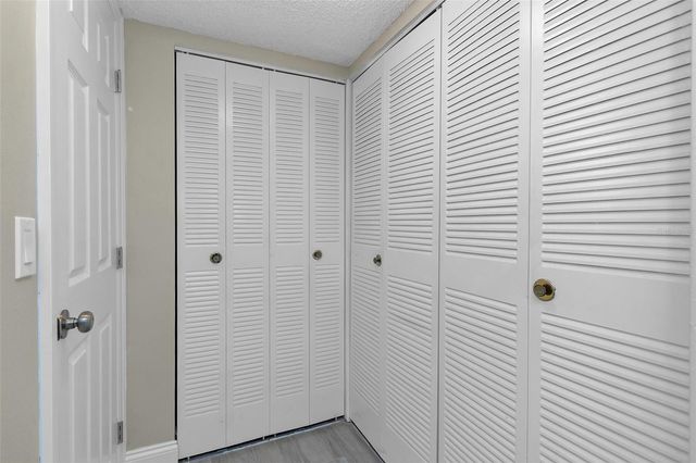 4910 38TH WAY S 111, St Petersburg, FL 33711