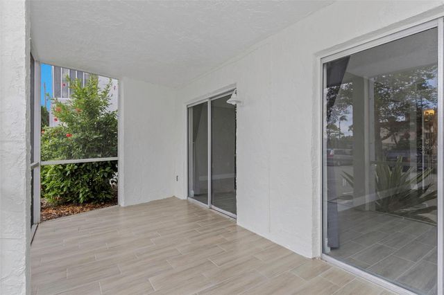 4910 38TH WAY S 111, St Petersburg, FL 33711