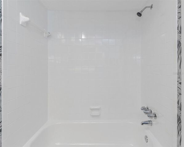 4910 38TH WAY S 111, St Petersburg, FL 33711