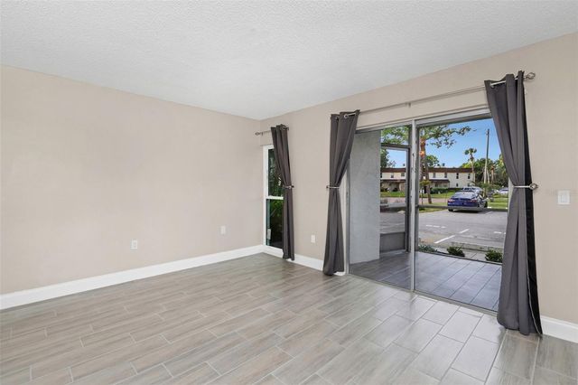 4910 38TH WAY S 111, St Petersburg, FL 33711
