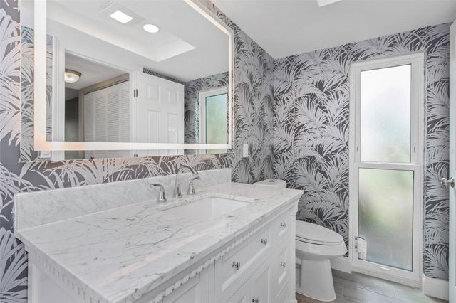 4910 38TH WAY S 111, St Petersburg, FL 33711