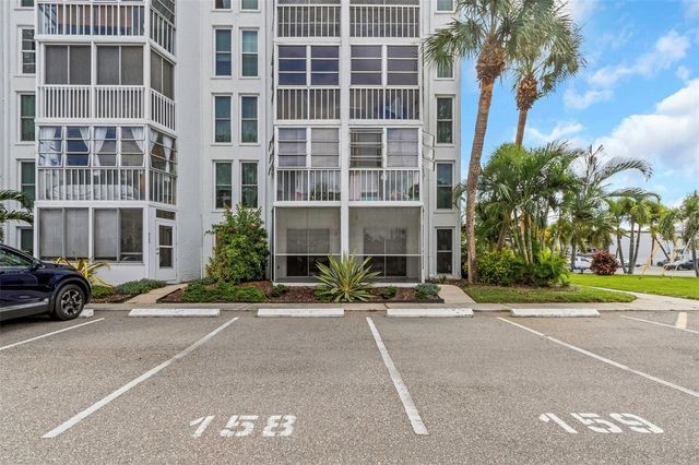 4910 38TH WAY S 111, St Petersburg, FL 33711