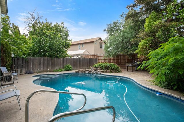 4304 Dundalk Ct, Antelope, CA 95843