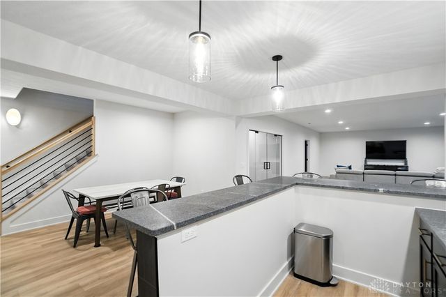 1943 Horseshoe Bend, Dayton, OH 45458