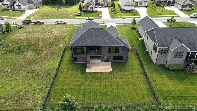 1943 Horseshoe Bend, Dayton, OH 45458