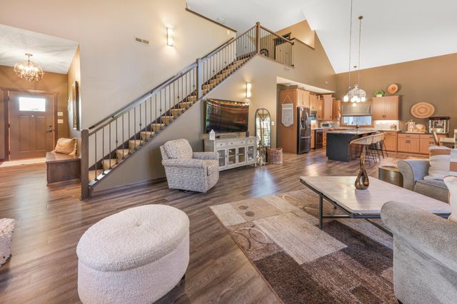 3321 12th Avenue N, Sartell, MN 56377