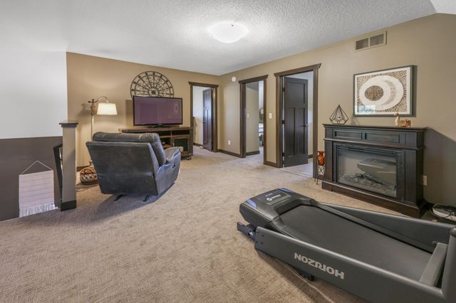 3321 12th Avenue N, Sartell, MN 56377