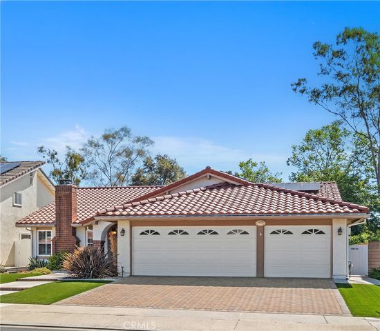 21352 Calle Sendero, Lake Forest, CA 92630