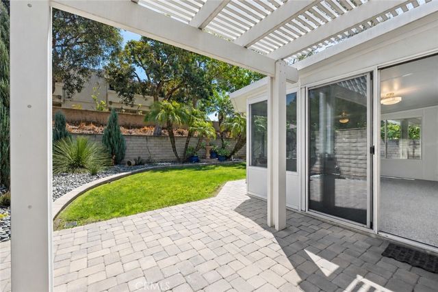 21352 Calle Sendero, Lake Forest, CA 92630