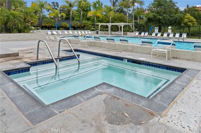 21352 Calle Sendero, Lake Forest, CA 92630