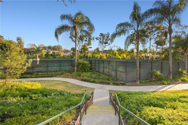 21352 Calle Sendero, Lake Forest, CA 92630