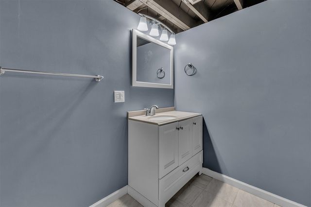 2820 Hollywood Drive, Ann Arbor, MI 48103