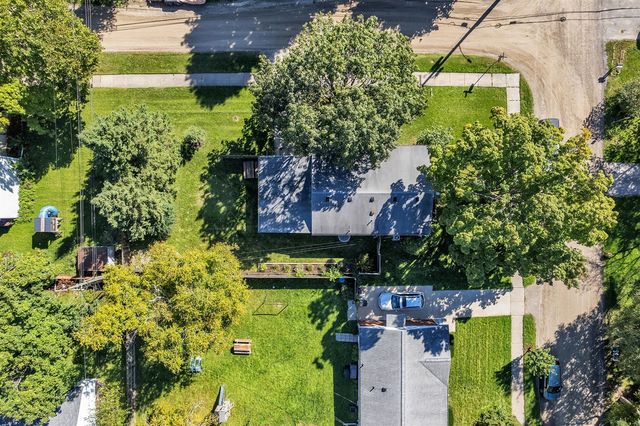 2820 Hollywood Drive, Ann Arbor, MI 48103