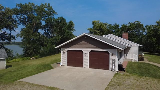 37616 390th Avenue SE, Fosston, MN 56542