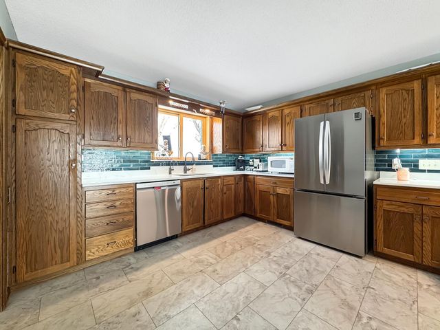 37616 390th Avenue SE, Fosston, MN 56542