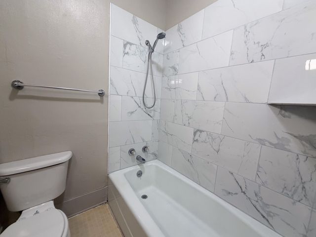 205 W Gilmer Street, Ennis, TX 75119