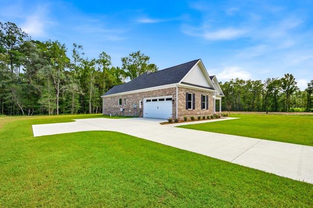 4263 Willow Springs Rd., Conway, SC 29527