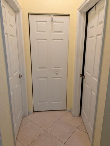 4091 NW 91st Terrace, Sunrise, FL 33351