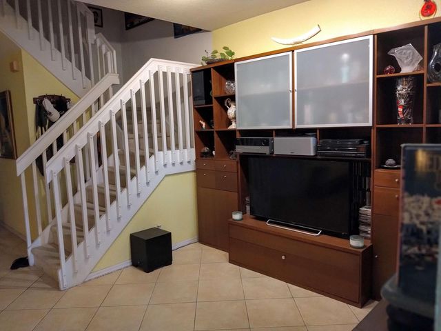 4091 NW 91st Terrace, Sunrise, FL 33351