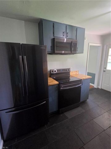 1782 Revere DR, Hampton, VA 23664