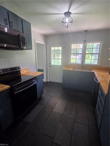 1782 Revere DR, Hampton, VA 23664