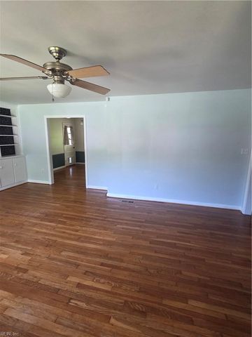 1782 Revere DR, Hampton, VA 23664