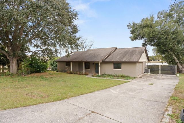 43 LAKE JACKSON DRIVE, Mascotte, FL 34753