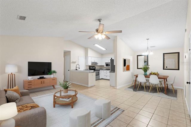 43 LAKE JACKSON DRIVE, Mascotte, FL 34753