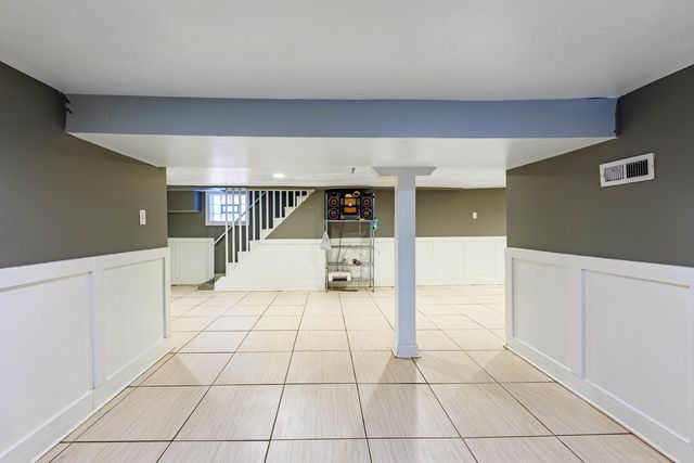 15117 Vine Avenue, Harvey, IL 60426