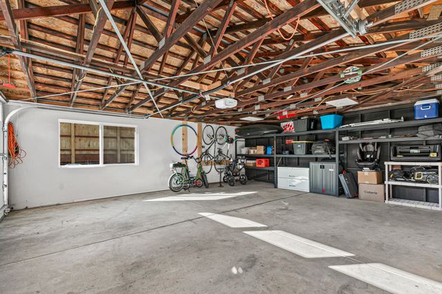 10 Velna Way, Ashland, OR 97520