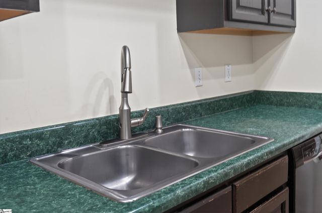 314 Hounds Trail, Spartanburg, SC 29303