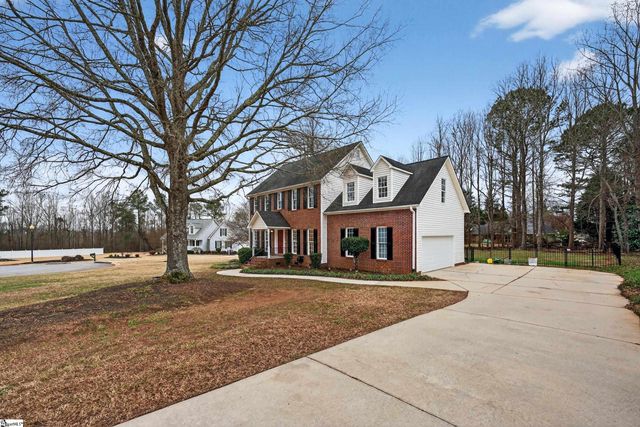 314 Hounds Trail, Spartanburg, SC 29303
