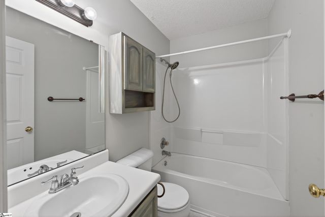 314 Hounds Trail, Spartanburg, SC 29303