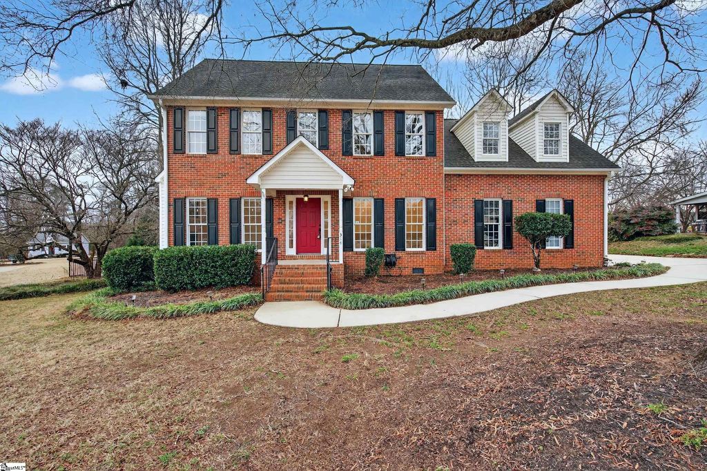 314 Hounds Trail, Spartanburg, SC 29303
