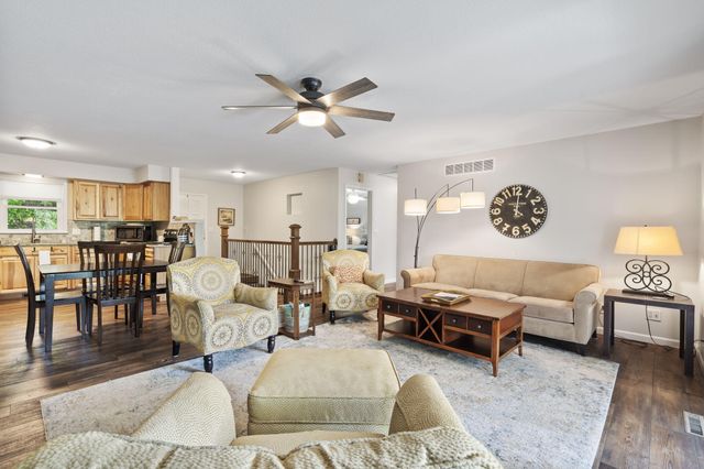 25 Palomino Court, Lampe, MO 65681