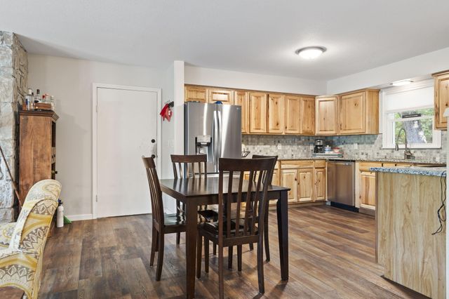 25 Palomino Court, Lampe, MO 65681