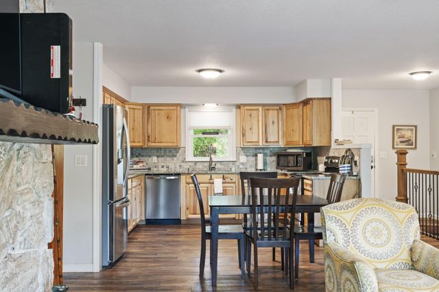25 Palomino Court, Lampe, MO 65681
