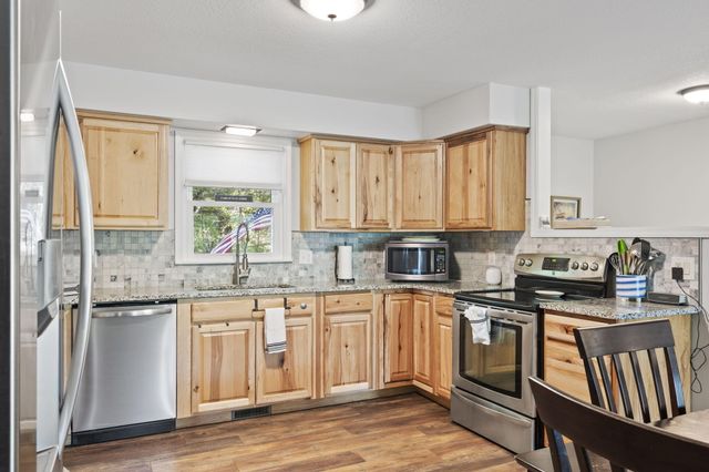 25 Palomino Court, Lampe, MO 65681