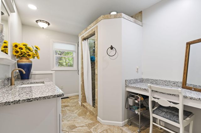 25 Palomino Court, Lampe, MO 65681