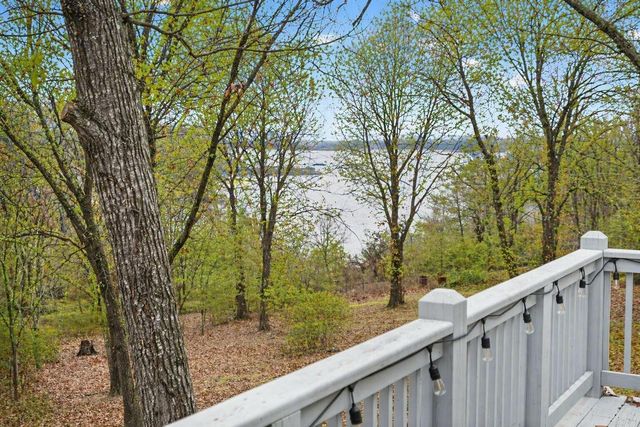 25 Palomino Court, Lampe, MO 65681