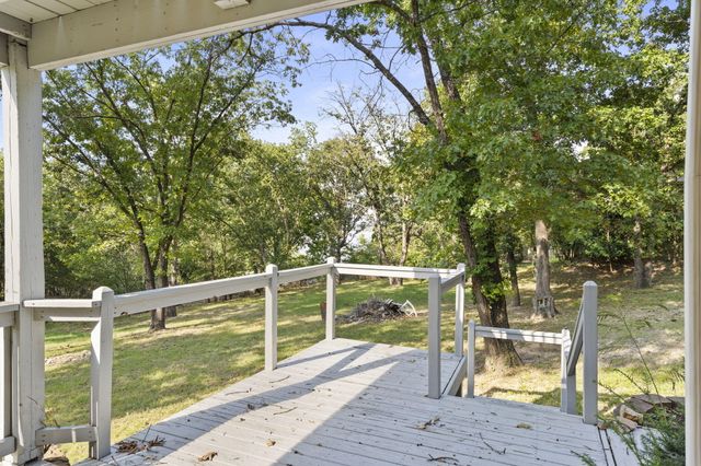 25 Palomino Court, Lampe, MO 65681